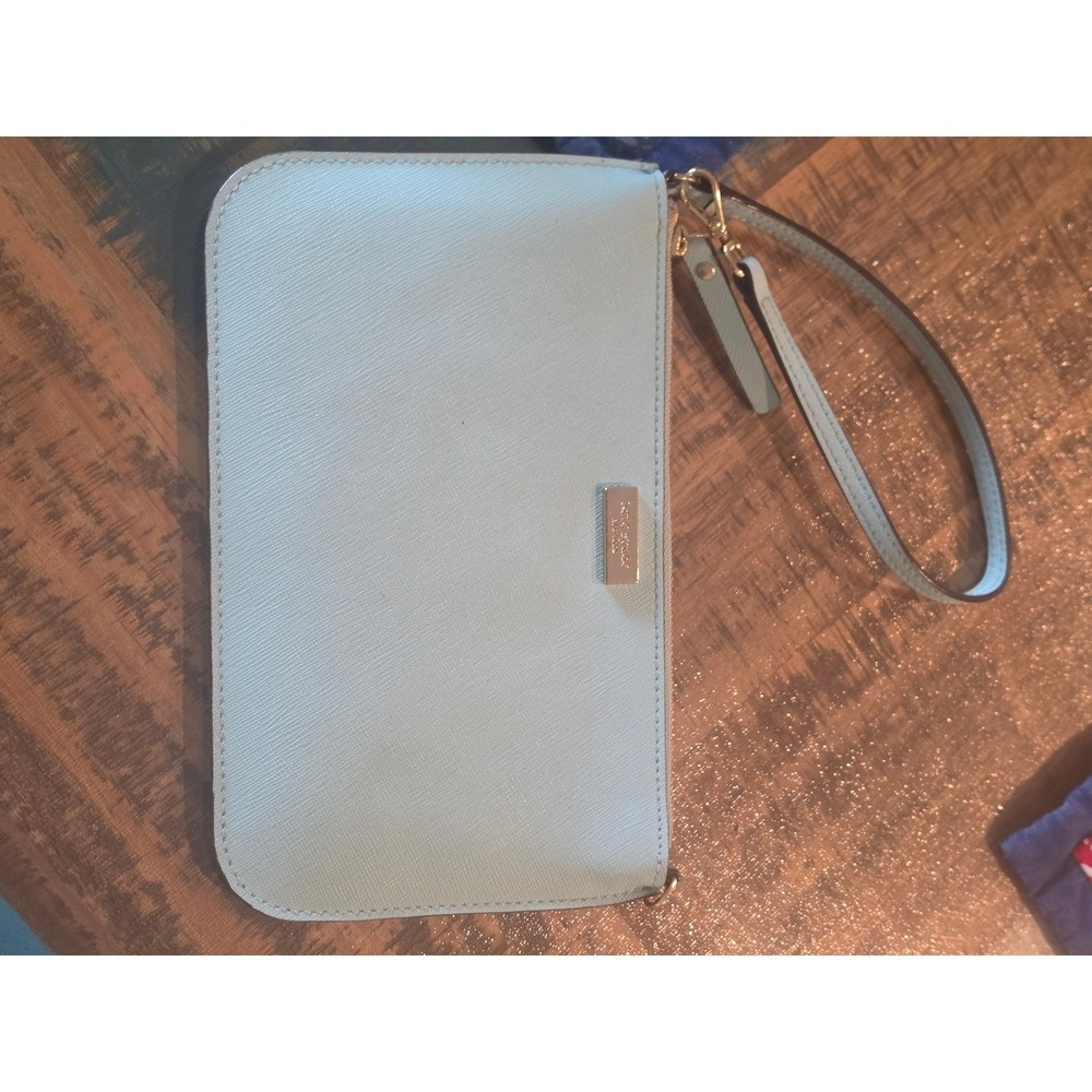 Kate Spade New York Leather Wristlet Light Blue Zip Top Pouch Card Slot - Picture 6 of 7